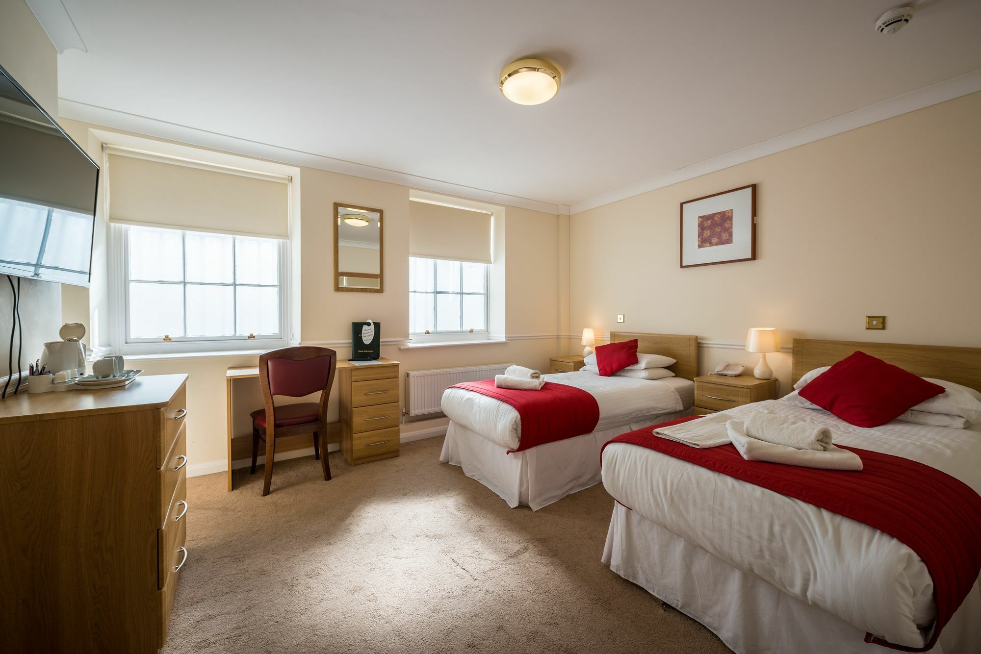 Claremont Lions Hotel Eastbourne Exterior foto